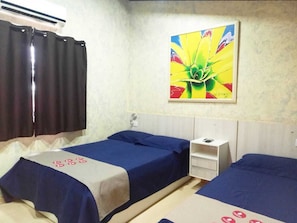 Apartamento 04 | 1 bedroom, blackout drapes, iron/ironing board, free WiFi - Flat & Residence Premium (Campo Grande)