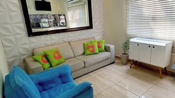 Área de estar no saguão