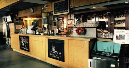 Stettler Hotel
