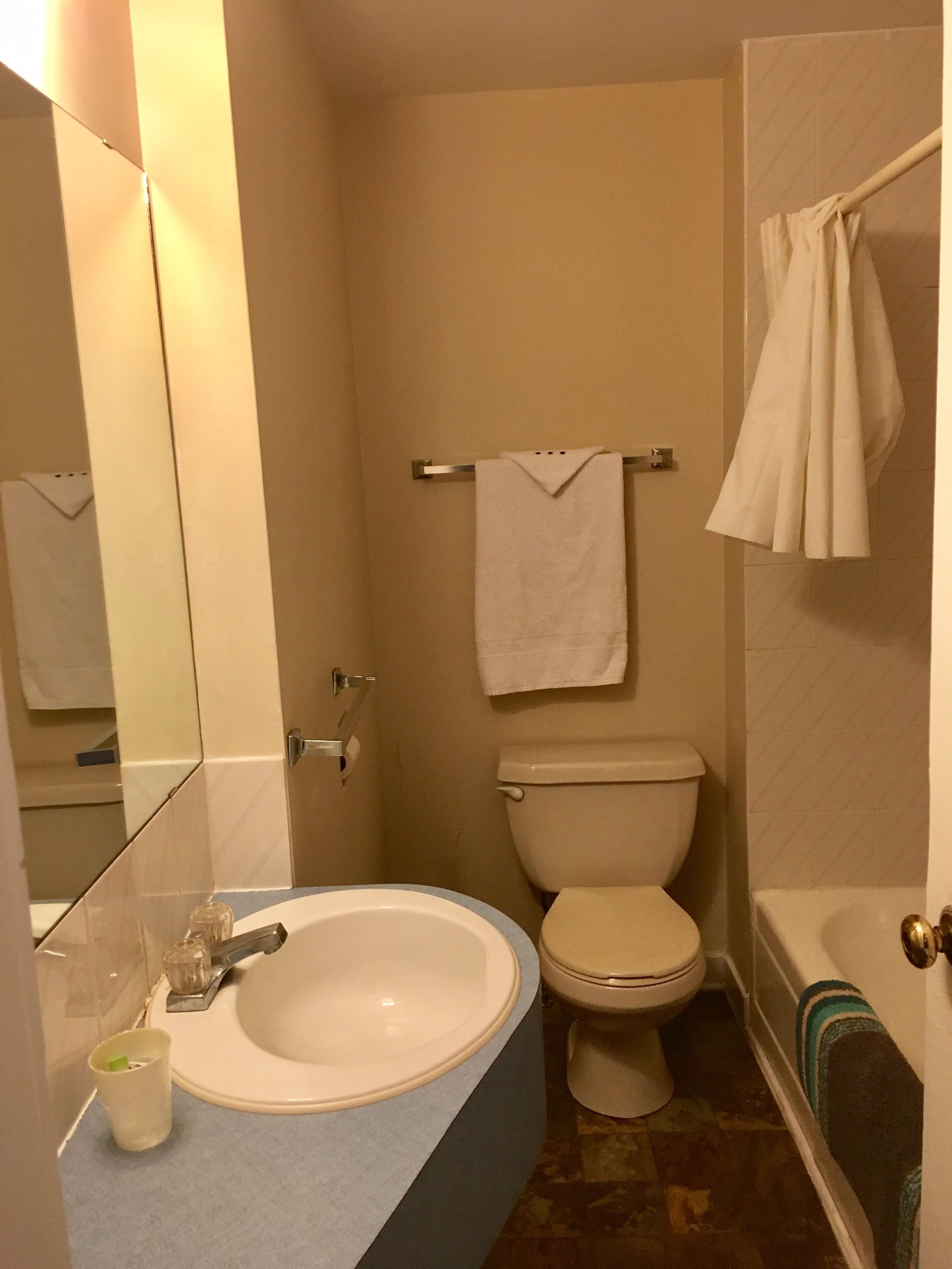 Standardzimmer, 1 Queen-Bett, Kochnische | Badezimmer