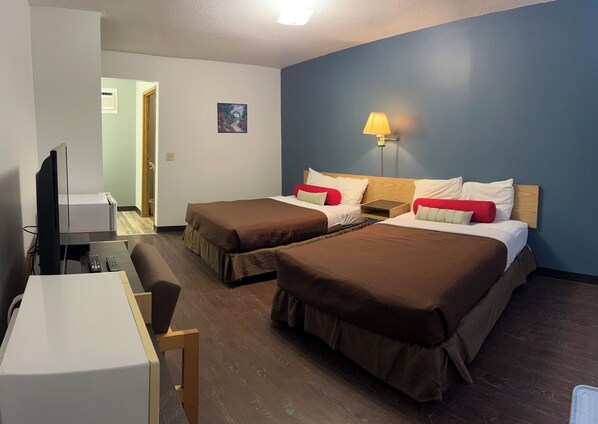 Standard Double Room, 2 Double Beds | Free WiFi, bed sheets - Rimbey Motor Inn (Rimbey)