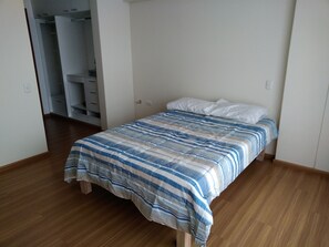 Exclusive Apartment, 3 Bedrooms, City View, Tower