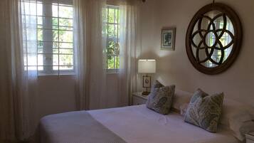 3 bedrooms, in-room safe, iron/ironing board, free WiFi