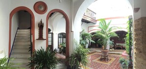 Interior - Typical Andalusian House (sXVII) (Sanlúcar de Barrameda)