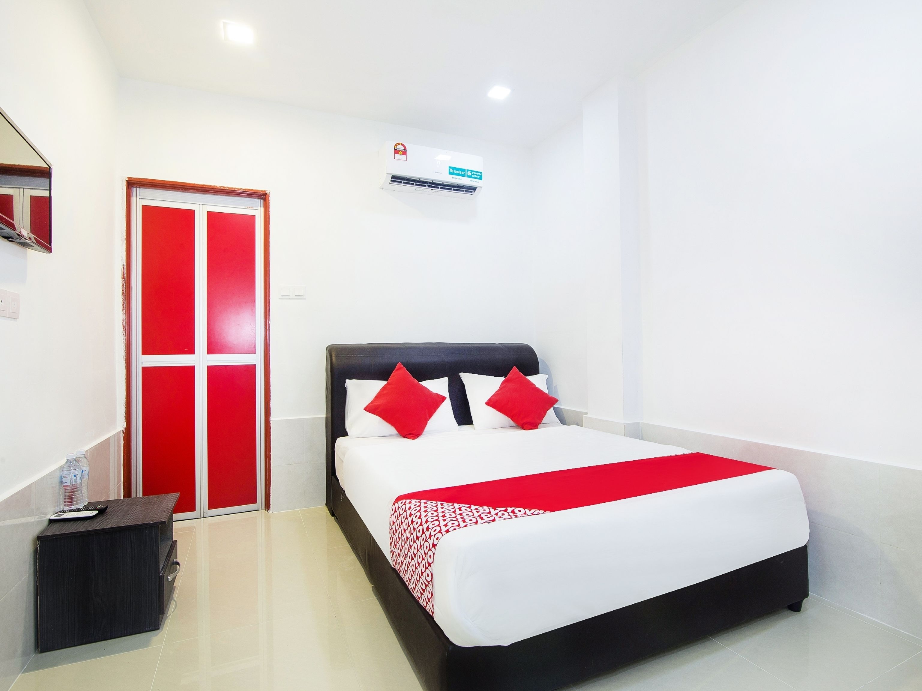 standard double room | free wifi, bed sheets