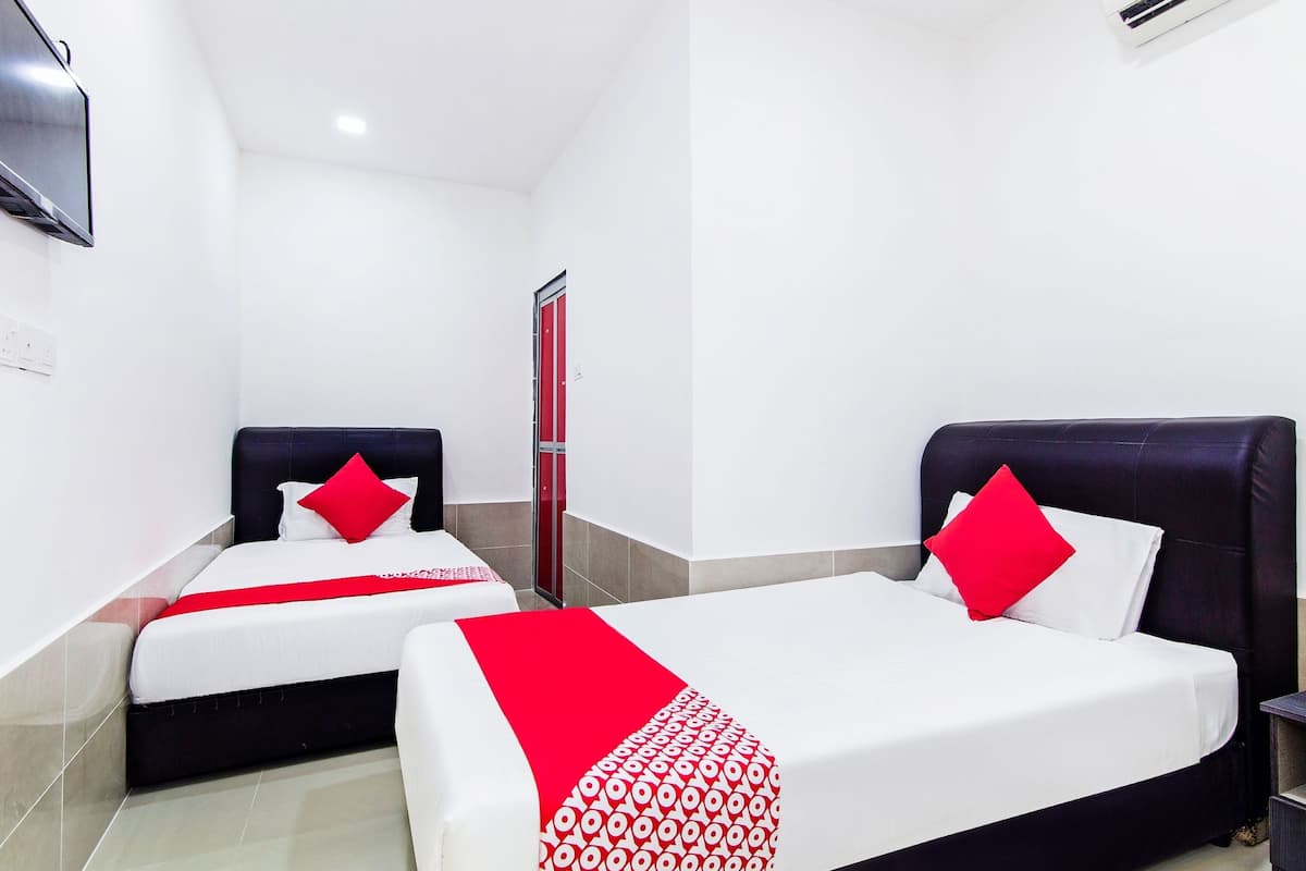 standard twin room | free wifi, bed sheets