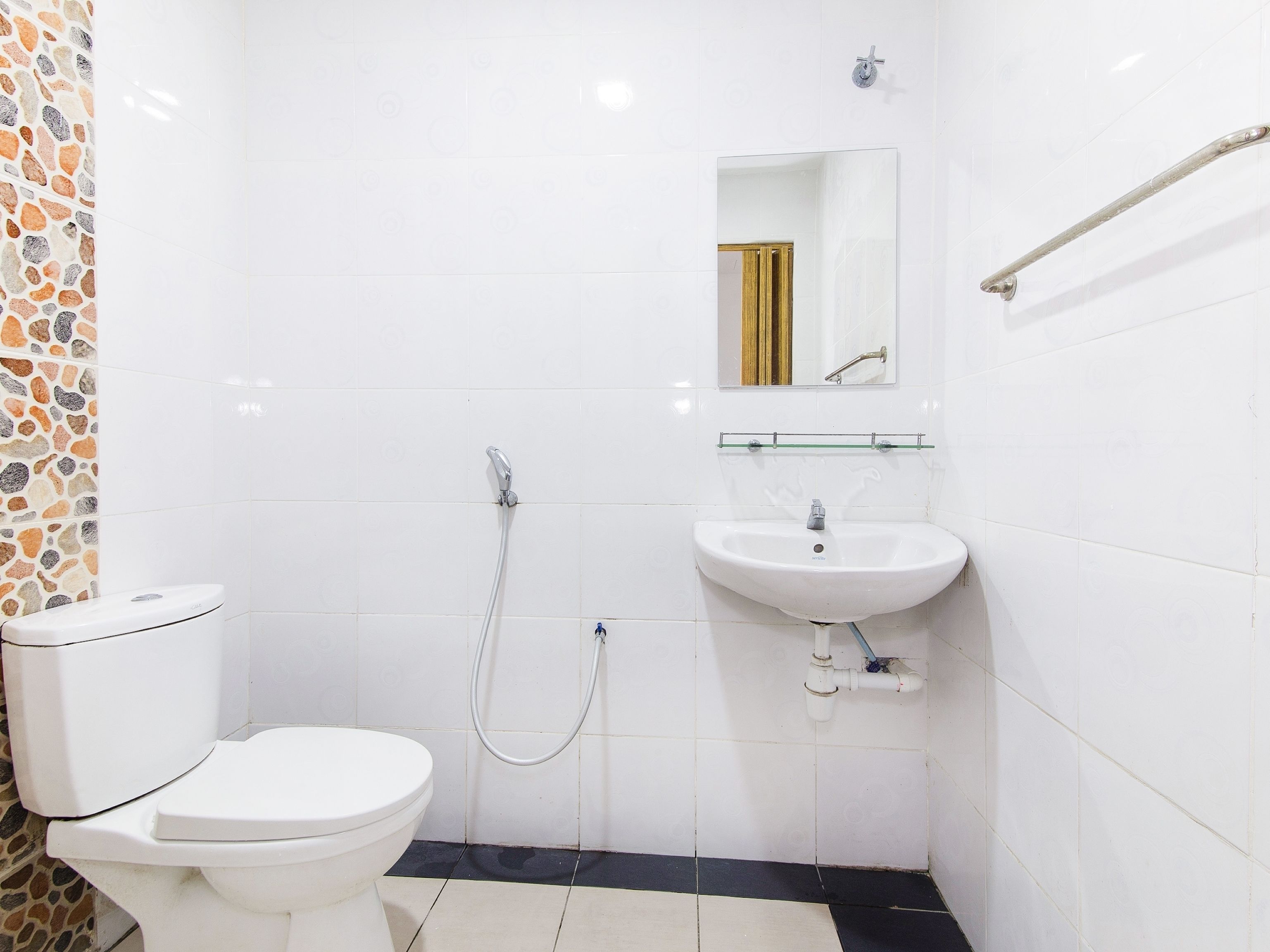 superior suite | bathroom | shower, towels