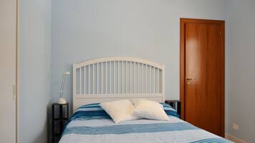 3 chambres, fer et planche Ă repasser, Wi-Fi gratuit, draps fournis