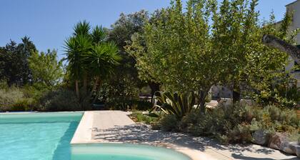 Villa des Pouilles à la campagne parmi les oliviers, piscine privée, vue sur la mer Wi-fi, A / C