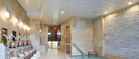 Baño termal público