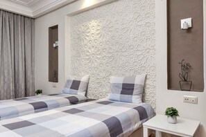 2 chambres, fer et planche à repasser, lit de bébé portatif, Wi-Fi