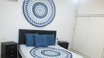 6 chambres, fer et planche Ă repasser, draps fournis