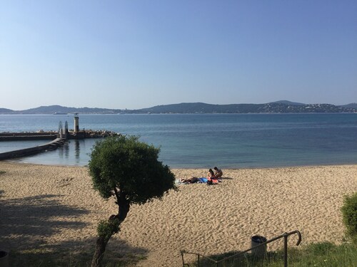 Luxuriöse Villa am Meer mit Panoramablick über die Bucht von St. Tropez