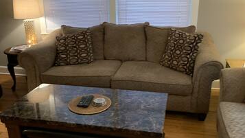 TV, DVD player, books, stereo