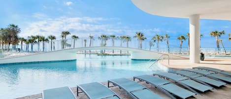 Piscine intérieure, piscine chauffée