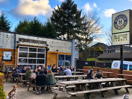 ❤️ CLEAN ★ NEAR DOWNTOWN | PRIVATE PATIO ★ WALKABLE