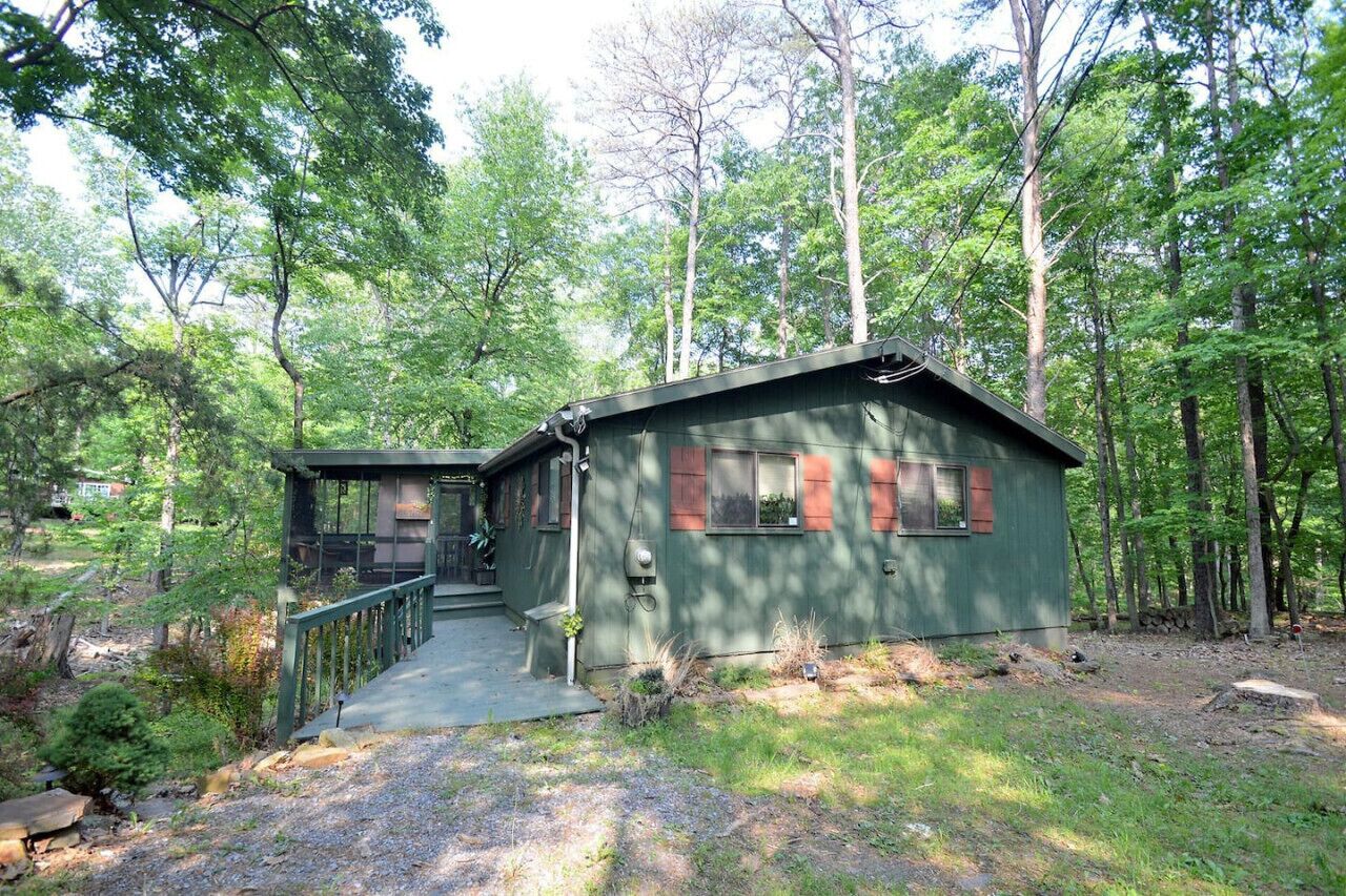 A Zen Mountain Retreat -  Nirvana Awaits