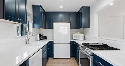 Charming townhouse - Walk to the Beach