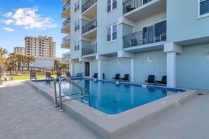 Outdoor pool - Charming Beach - Breathtaking Views, Luxurious Relaxing, Beach Front Condo (Jacksonville Beach)