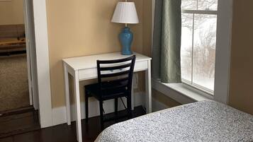 2 多间卧室、办公桌、熨斗/熨衣板、免费 WiFi