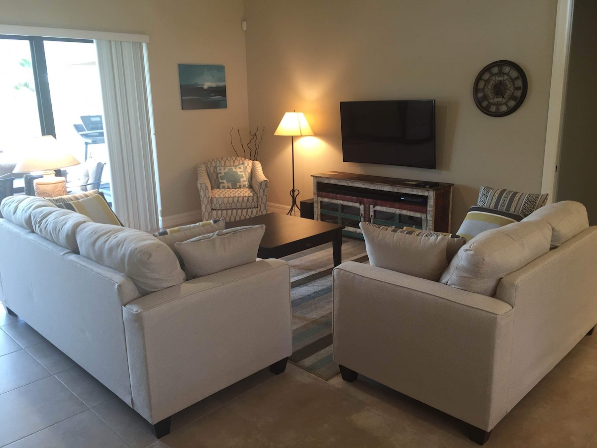 Photo 5 of Available 2026 Season !! YOUR OASIS! NEWER home POOL. 4 miles to Beach&downtown!