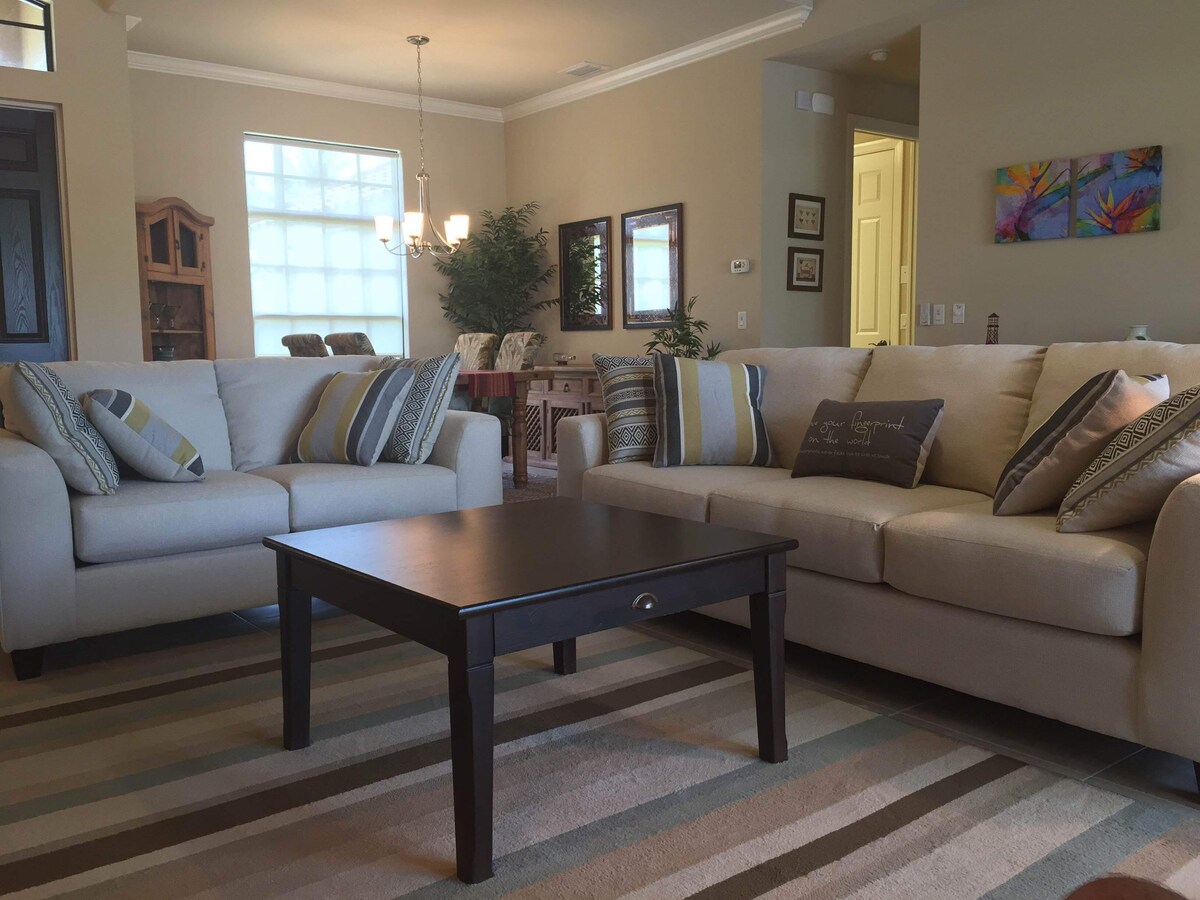 Photo 4 of Available 2026 Season !! YOUR OASIS! NEWER home POOL. 4 miles to Beach&downtown!