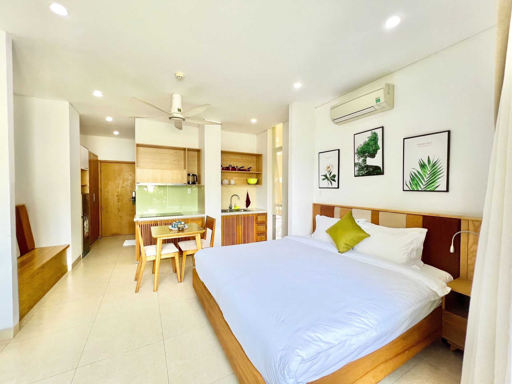 Minibar, in-room safe, desk, blackout curtains