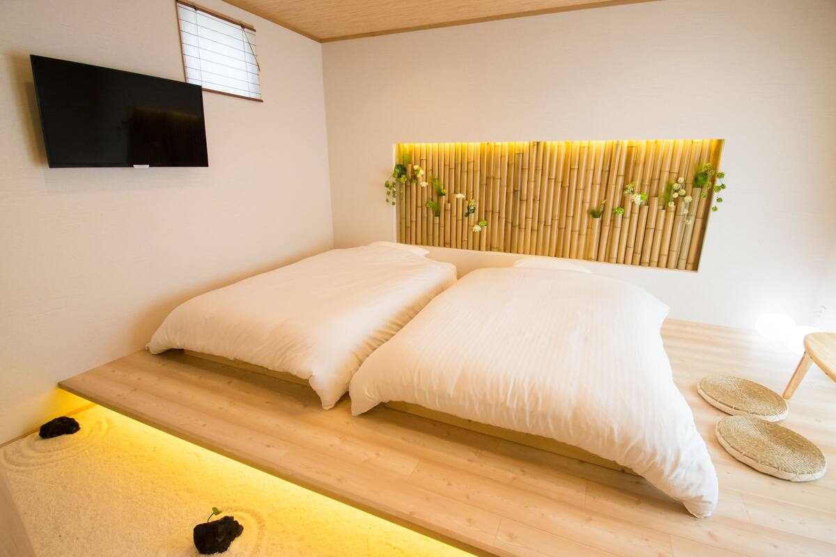 Standard Quadruple Room (0254_01)