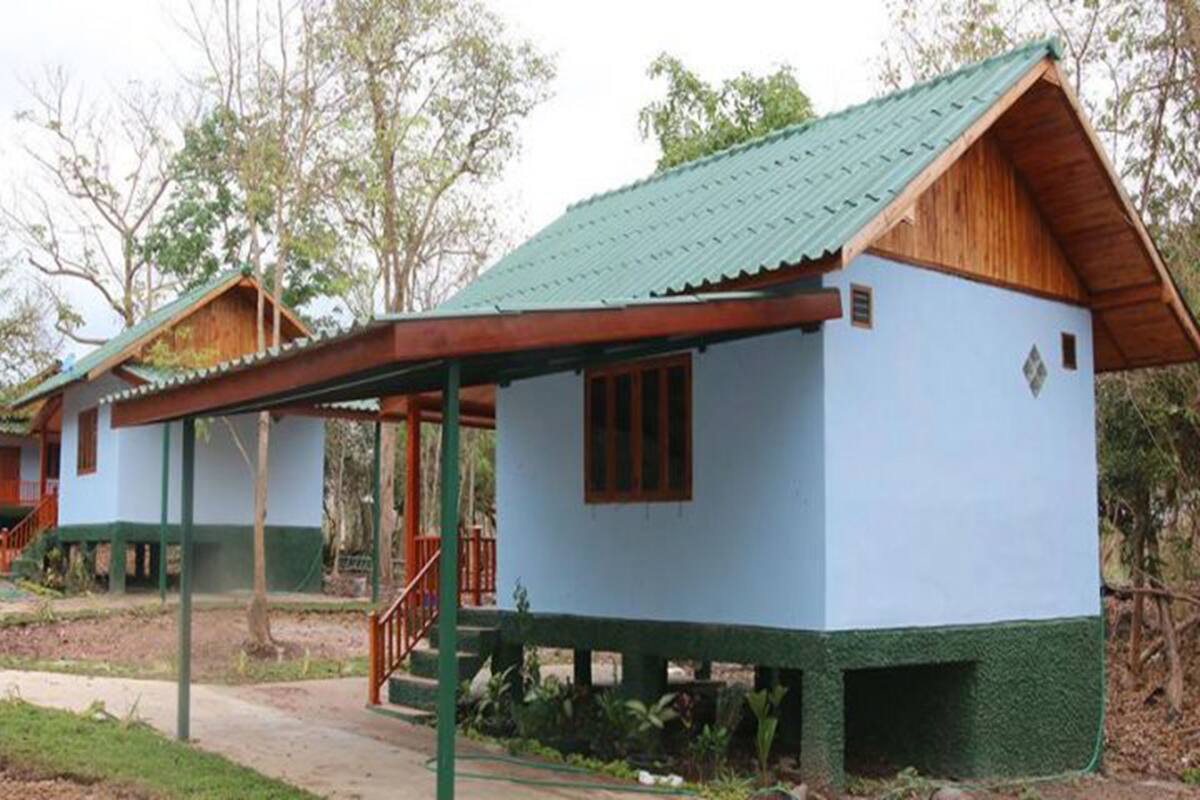 Bungalow House | In-room safe, desk, rollaway beds (surcharge), WiFi (free)