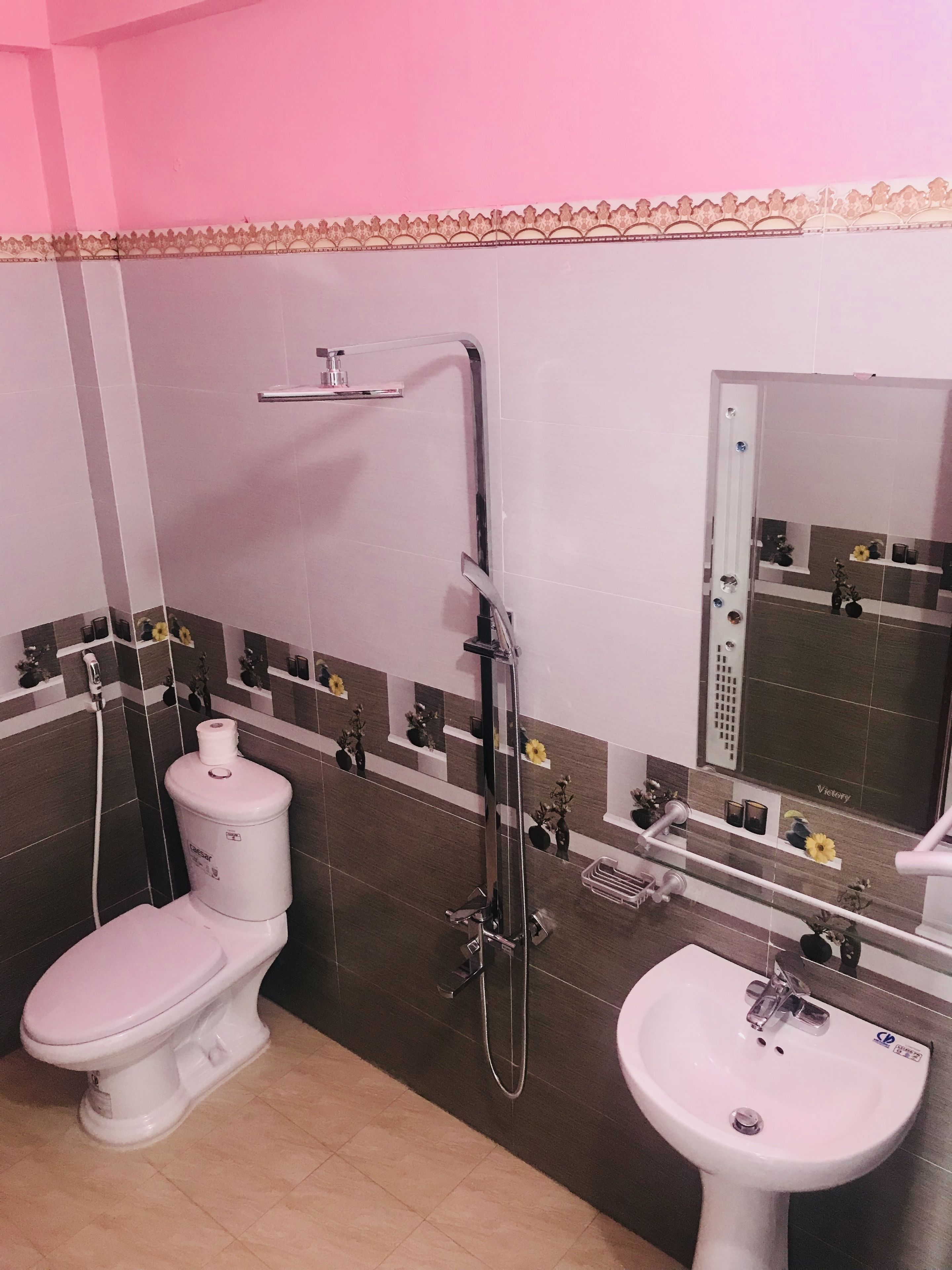 Shower, free toiletries, hair dryer, slippers