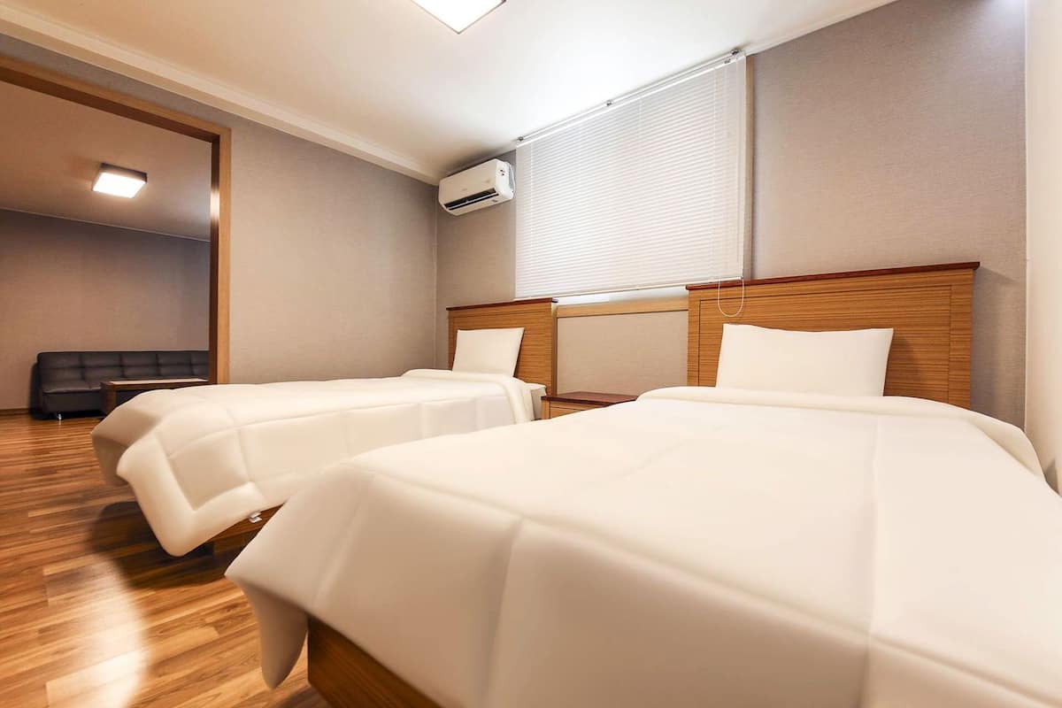 Premium bedding, down comforters, memory foam beds, free WiFi