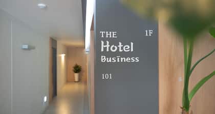 Gyeongpodae The Hotel Business