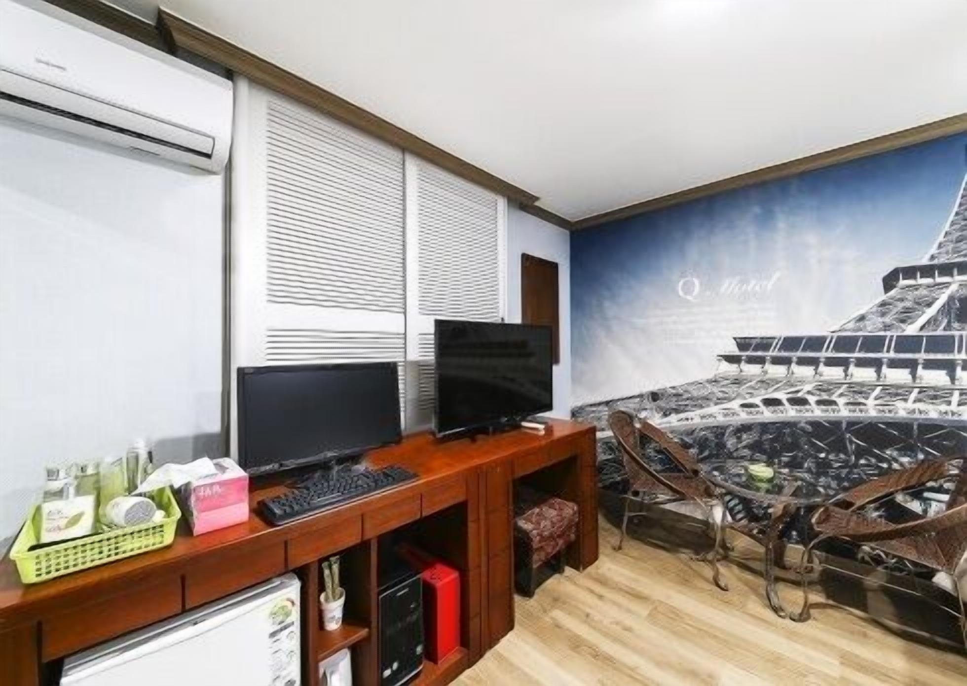 triple room | room amenity