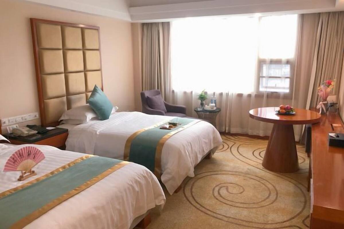 Minibar, in-room safe, desk, blackout drapes