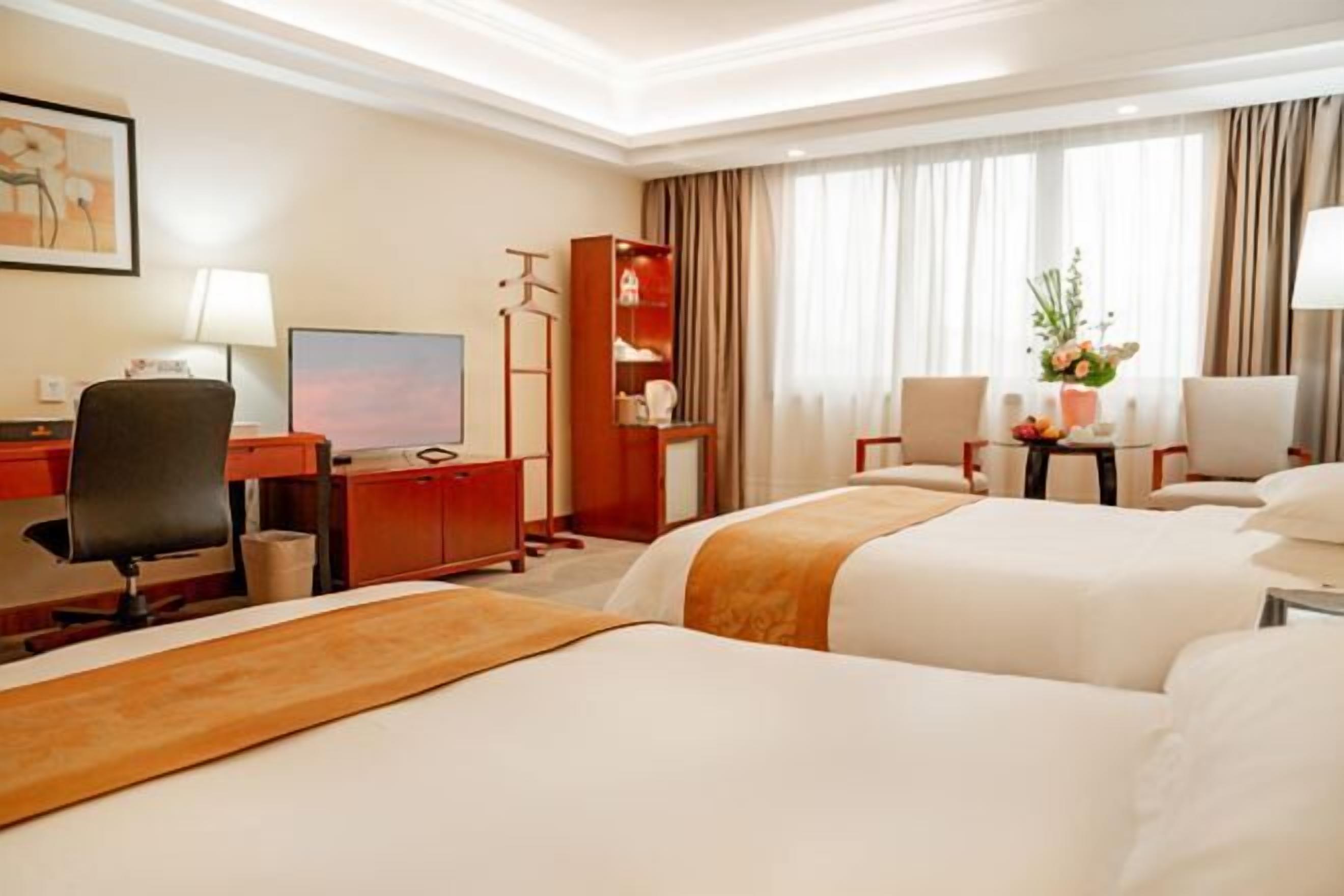 Minibar, in-room safe, desk, blackout drapes