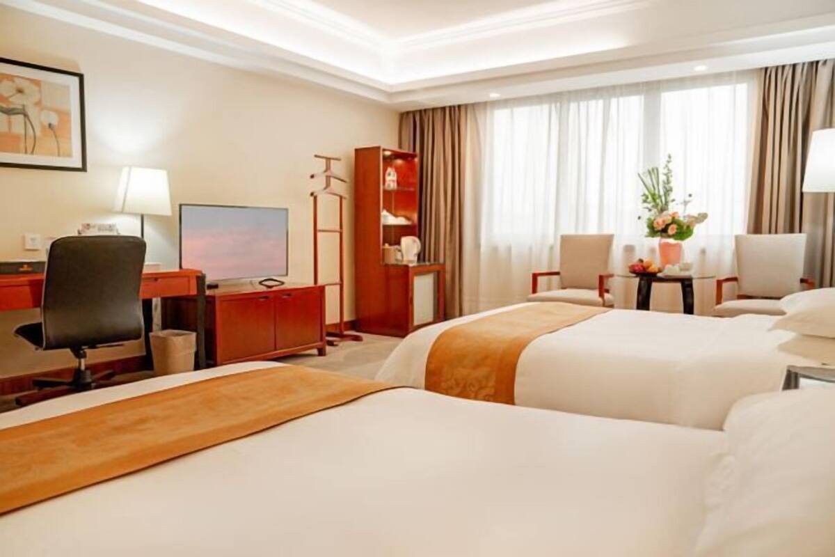 Minibar, in-room safe, desk, blackout drapes