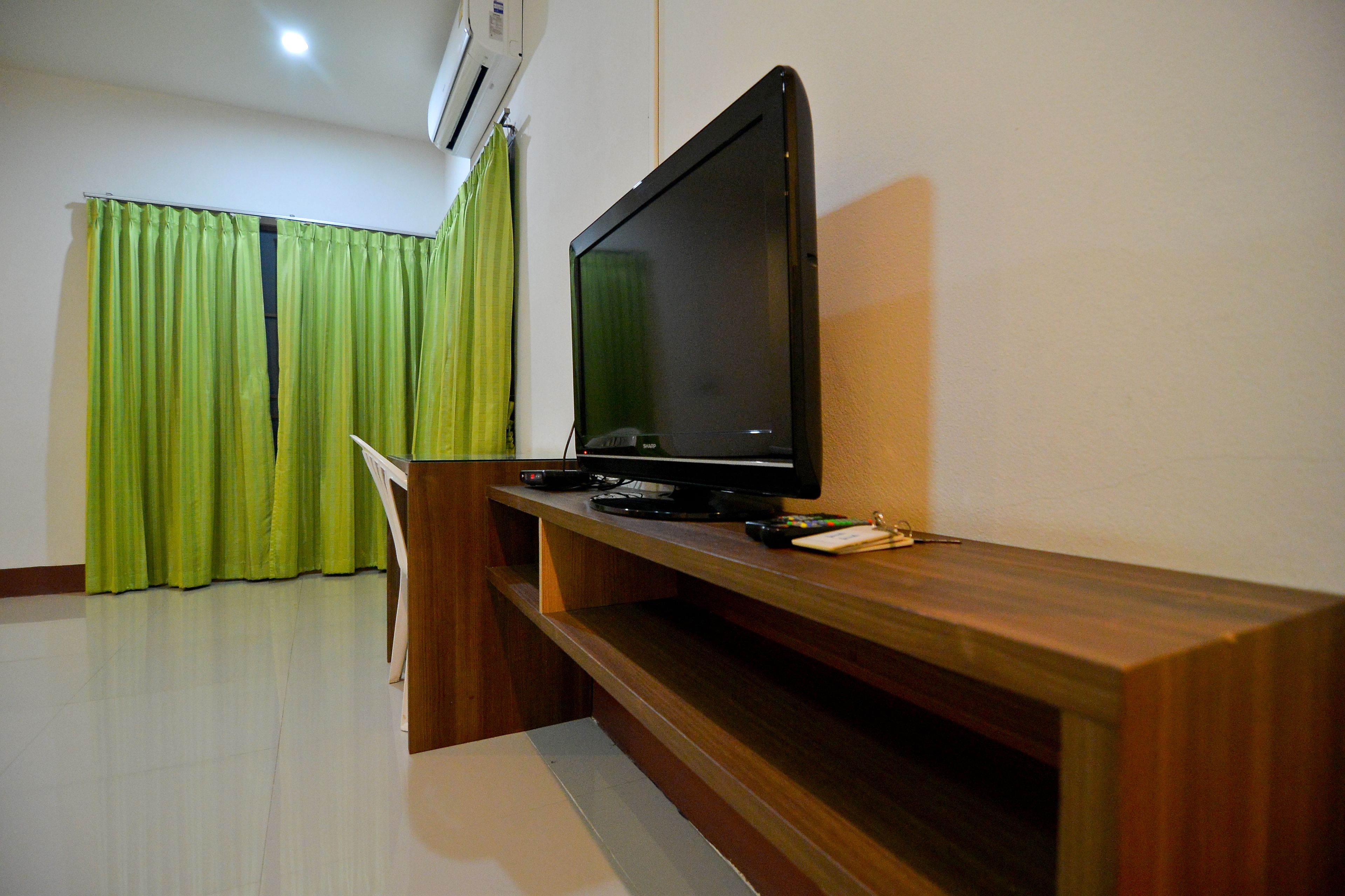 standard triple room | room amenity