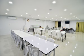Daily English breakfast (THB 100 per person)