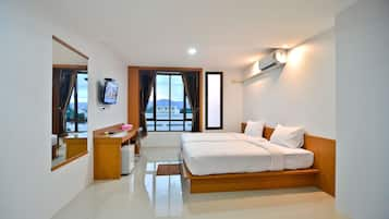 Standard Twin Room | มินิบาร์, โต๊ะทำงาน, Wi-Fi ฟรี, ผ้าปูที่นอน