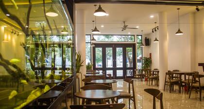 Epin Hotel - Hostel