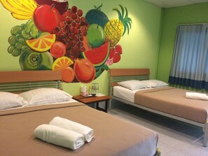 Family Room | Rollaway beds, free WiFi
