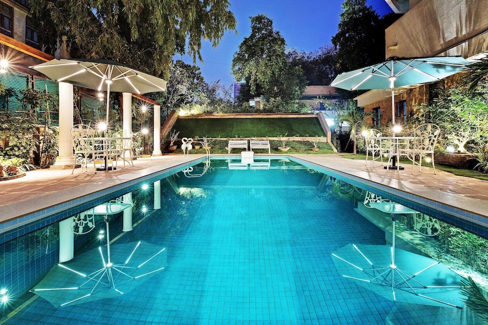 WelcomHeritage Mani Mansion