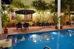 Piscina externa