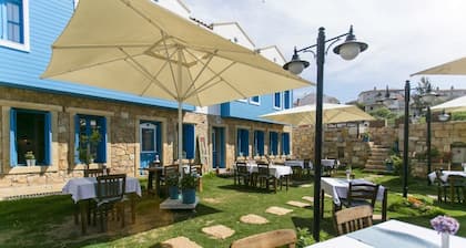 Ayapetro Hotel