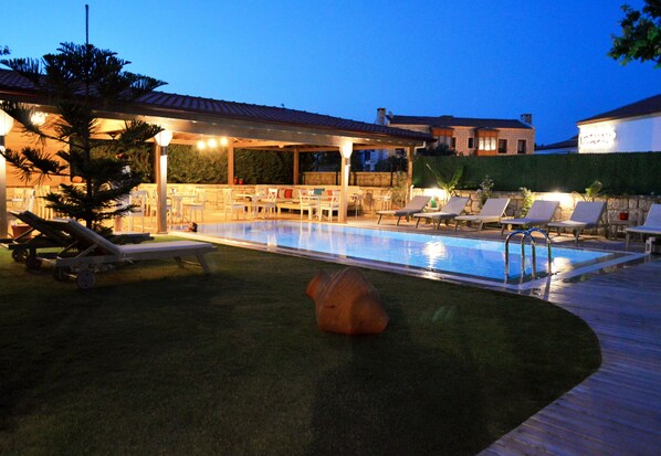 Garden - Fehmi Bey Alacati - Special Class (Cesme)