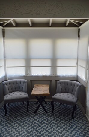 Deluxe Room | Soundproofing, free WiFi, bed sheets