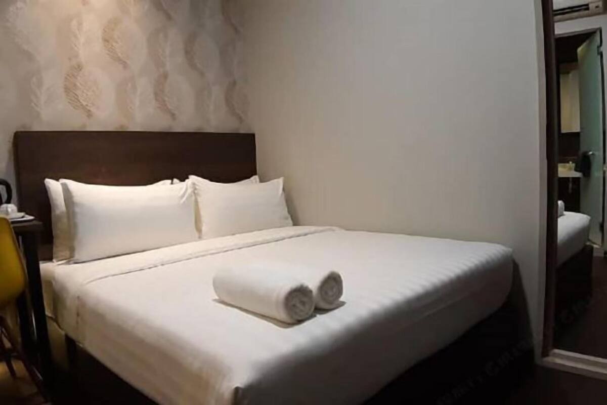 1 chambre, literie de qualité supérieure, couette en duvet d'oie, bureau