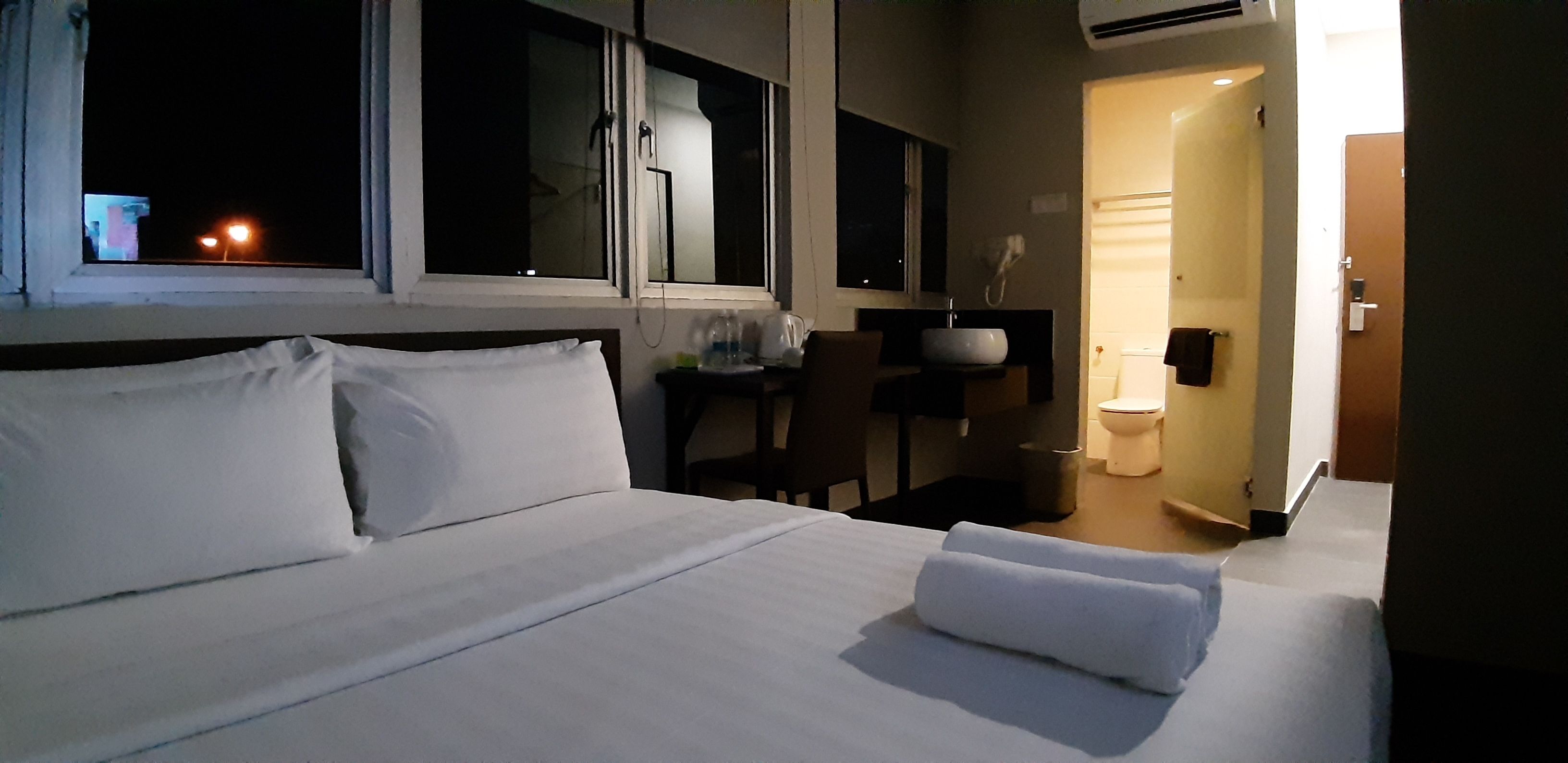 Room, 1 Katil Raja (King) (With Window) | Pemandangan dari bilik