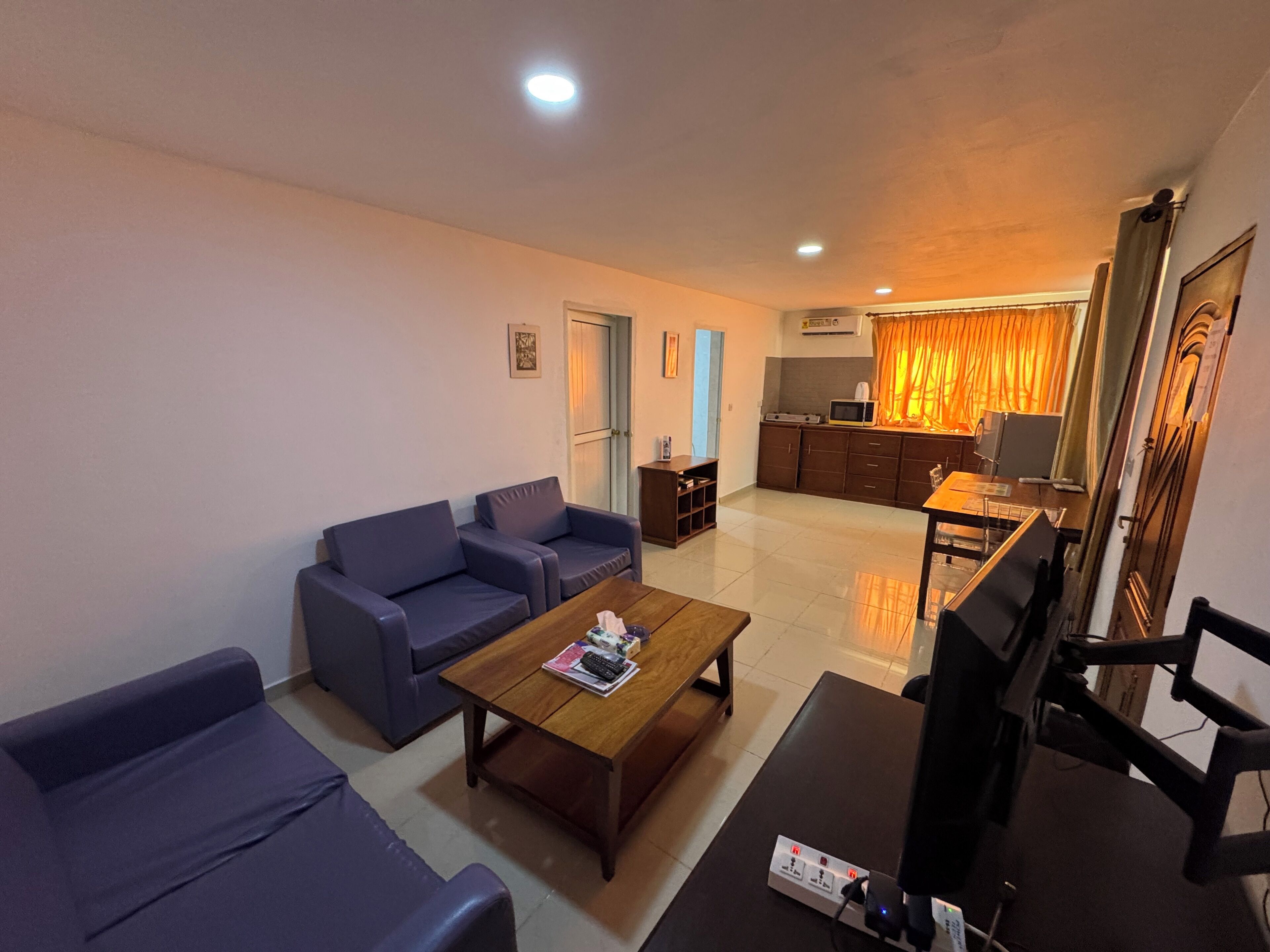 Suite estándar | 1 habitación, caja de seguridad en la habitación y escritorio 
