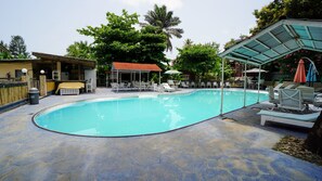 Piscine extérieure